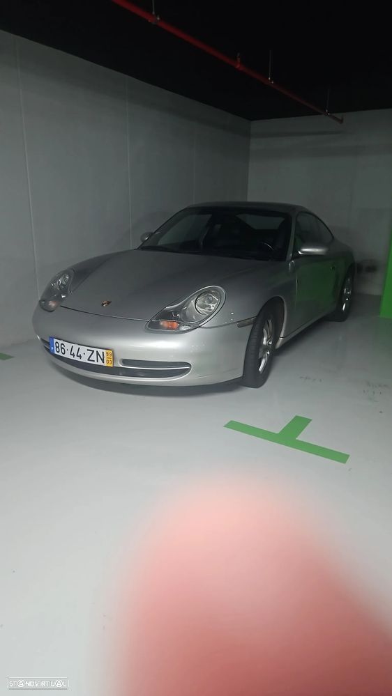 Porsche 911 Série F - 1