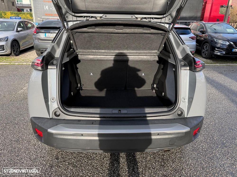 Peugeot 2008 1.2 PureTech Style - 13
