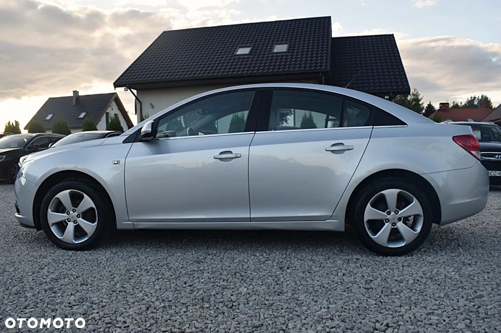 Chevrolet Cruze 1.8 LT - 5