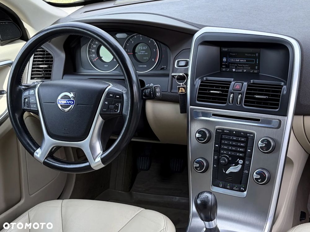 Volvo XC 60 D4 Summum - 29