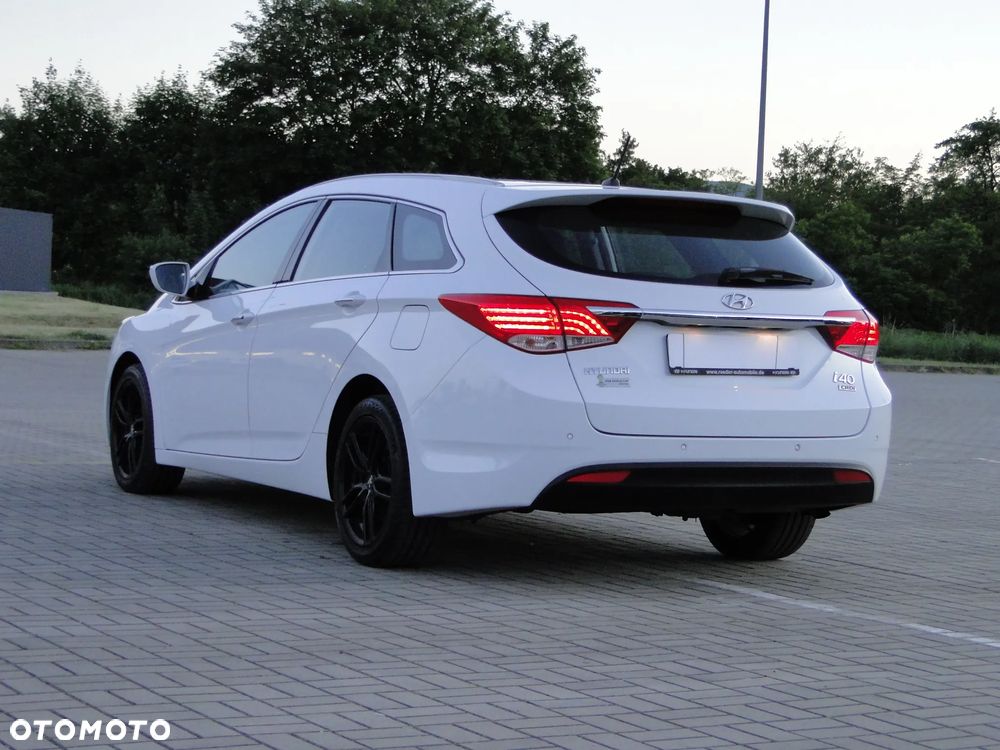Hyundai i40 1.7 CRDi Automatik Premium - 2