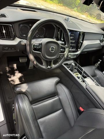 Volvo XC 60 Recharge T8 Twin Engine eAWD R-Design - 3