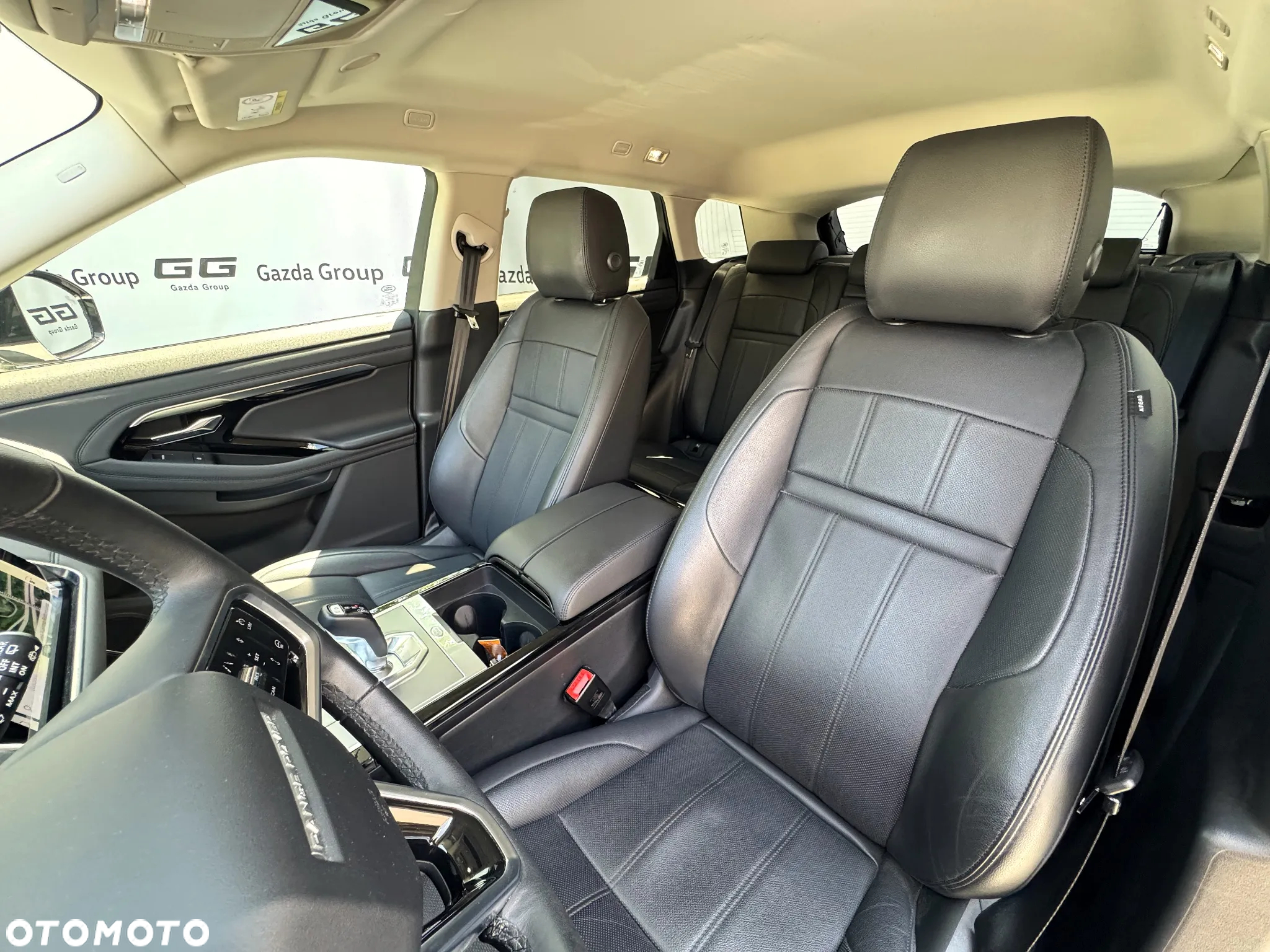 Land Rover Range Rover Evoque P200 SE - 13