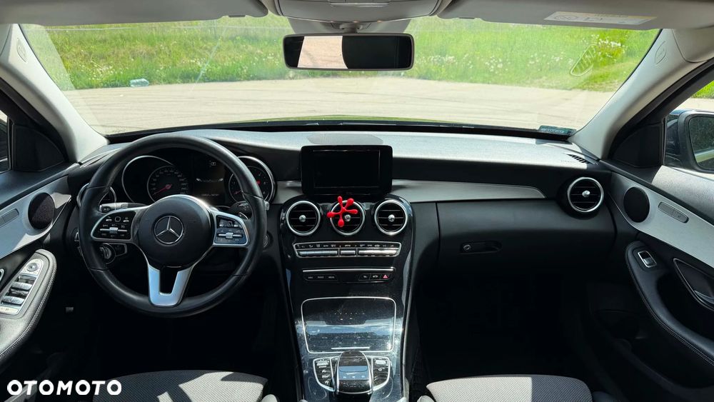 Mercedes-Benz Klasa C 220 d 9G-TRONIC - 6