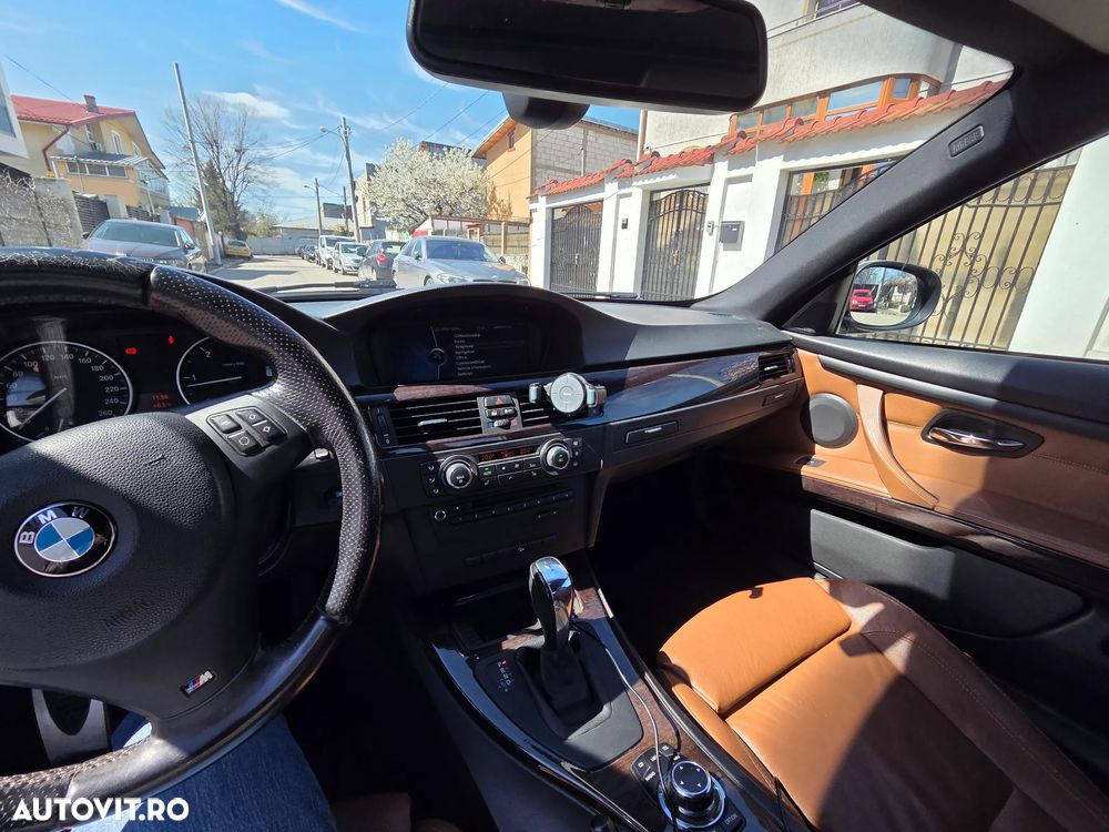 BMW Seria 3 320d - 18