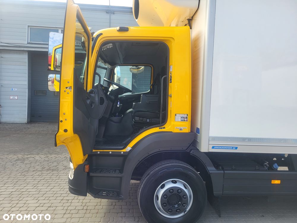 Mercedes-Benz **Mercedes Atego 1524 Chłodnia + Winda Euro 6 2018 / 240 tys. km / 15 EP / Pneumatyka / Tempomat** - 16