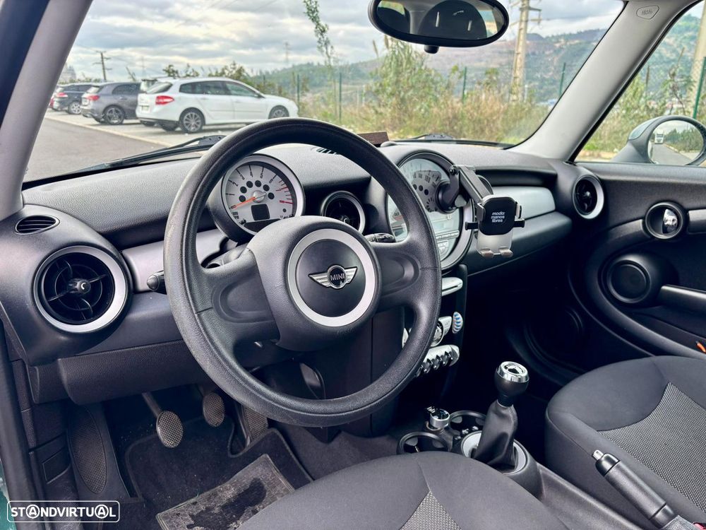 MINI 3 Portas One - 9