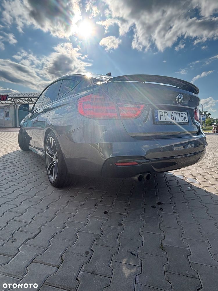 BMW 3GT 325d - 23