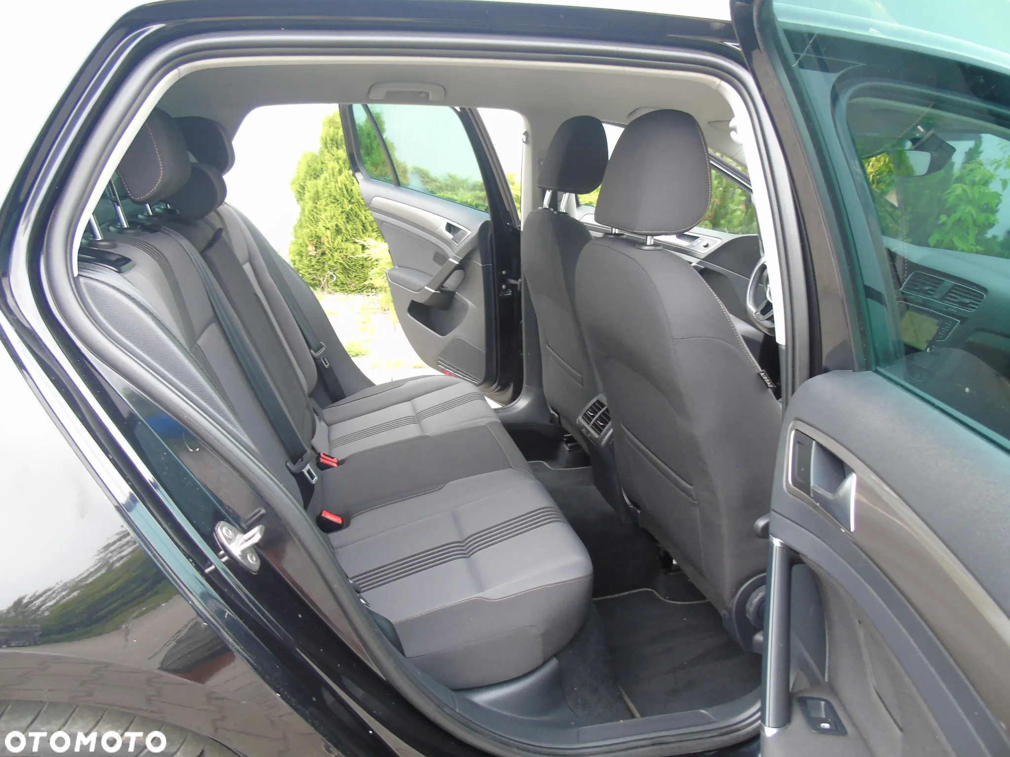 Volkswagen Golf VII 1.6 TDI BMT Highline DSG - 11