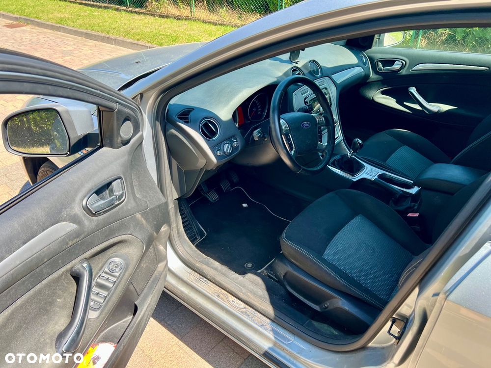Ford Mondeo 2.0 TDCi ECOnetic Business Edition - 5