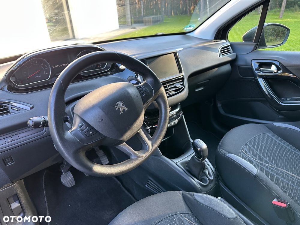 Peugeot 208 1.4 VTi Active - 26