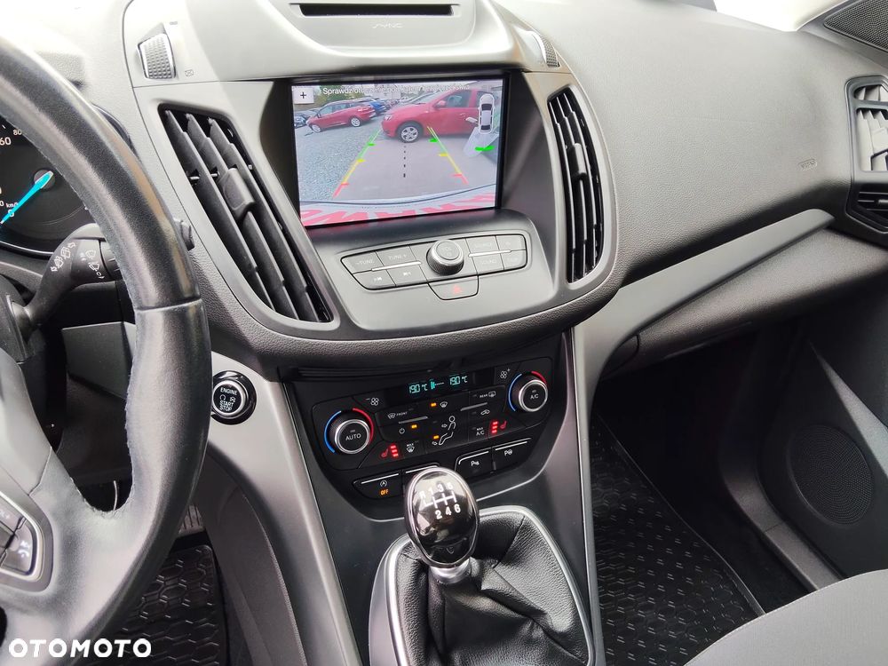 Ford Kuga 1.5 EcoBoost TITANIUM - 17