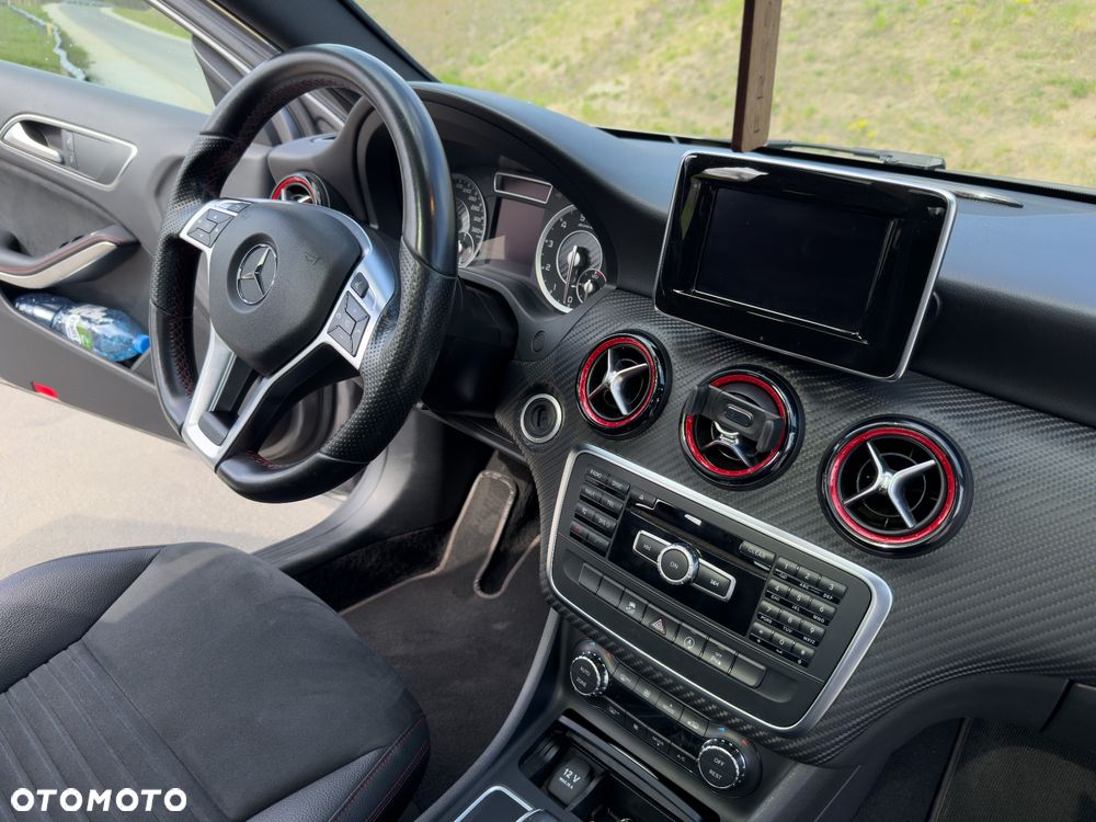 Mercedes-Benz Klasa A 45 AMG 4Matic AMG Speedshift 7G-DCT - 3