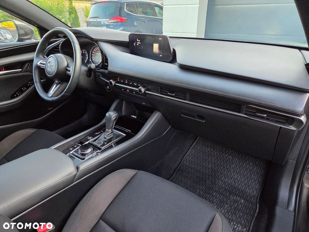 Mazda 3 e-SKYACTIV-G 2.0 M HYBRID DRIVE - 17