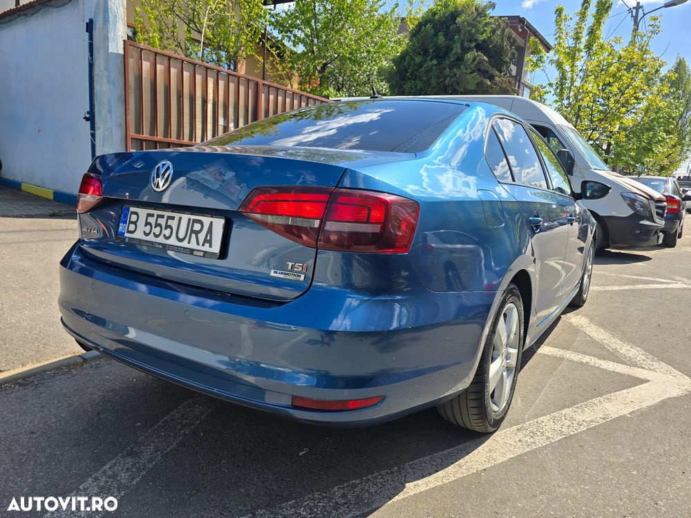 Volkswagen Jetta 1.2 TSI Comfortline - 5