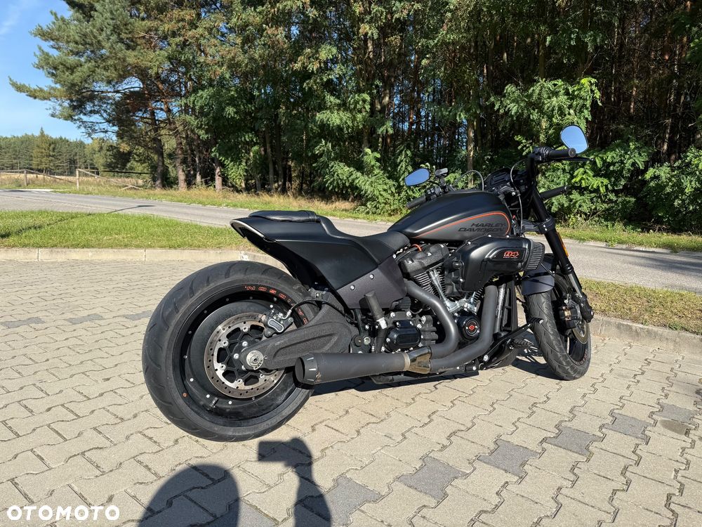 Harley-Davidson Softail FXDR - 11