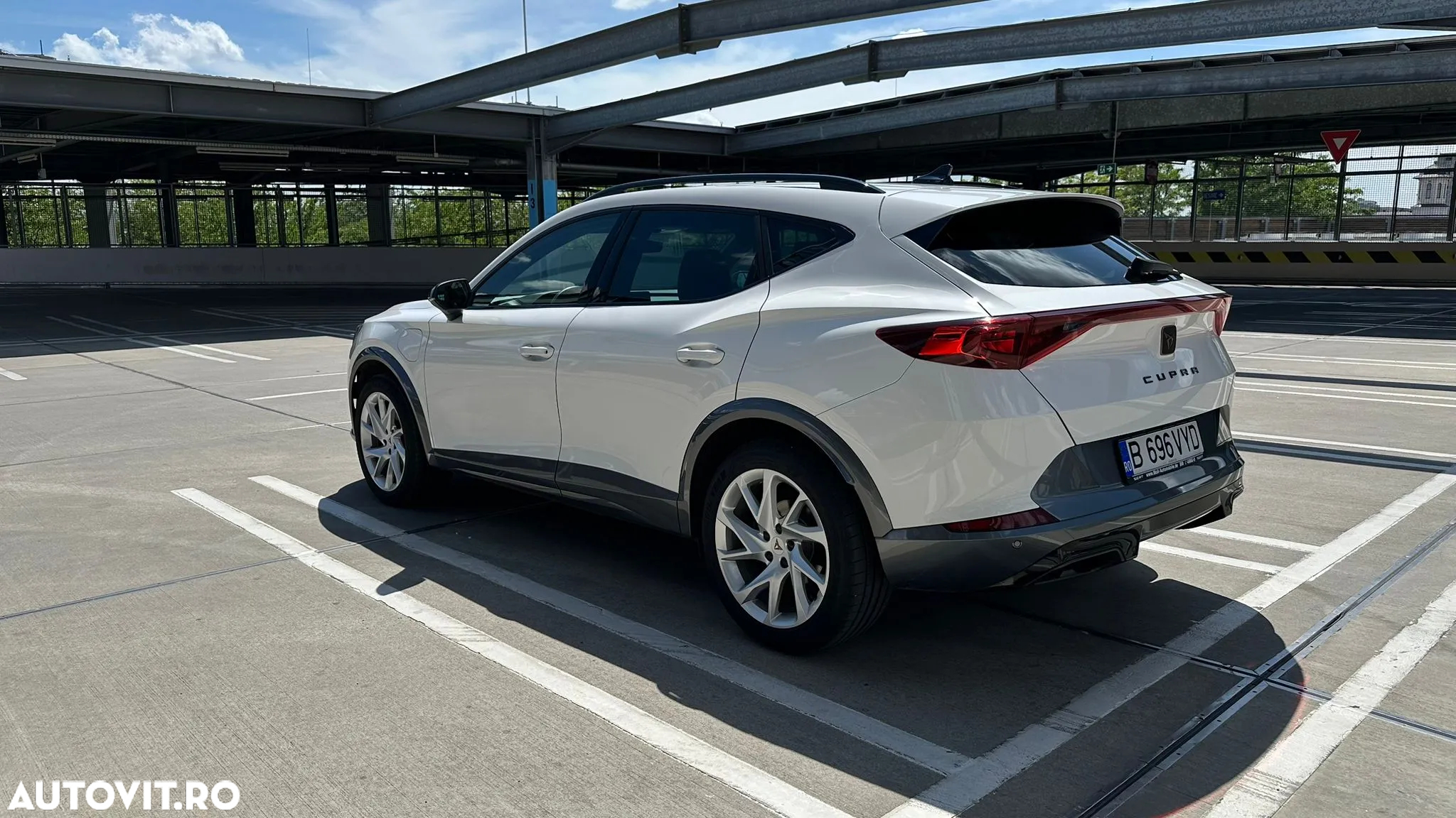 Cupra Formentor 1.4 e-Hybrid DSG - 8