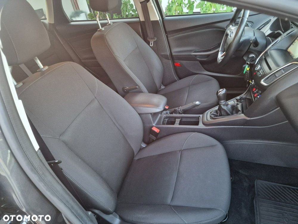 Ford Focus - 6