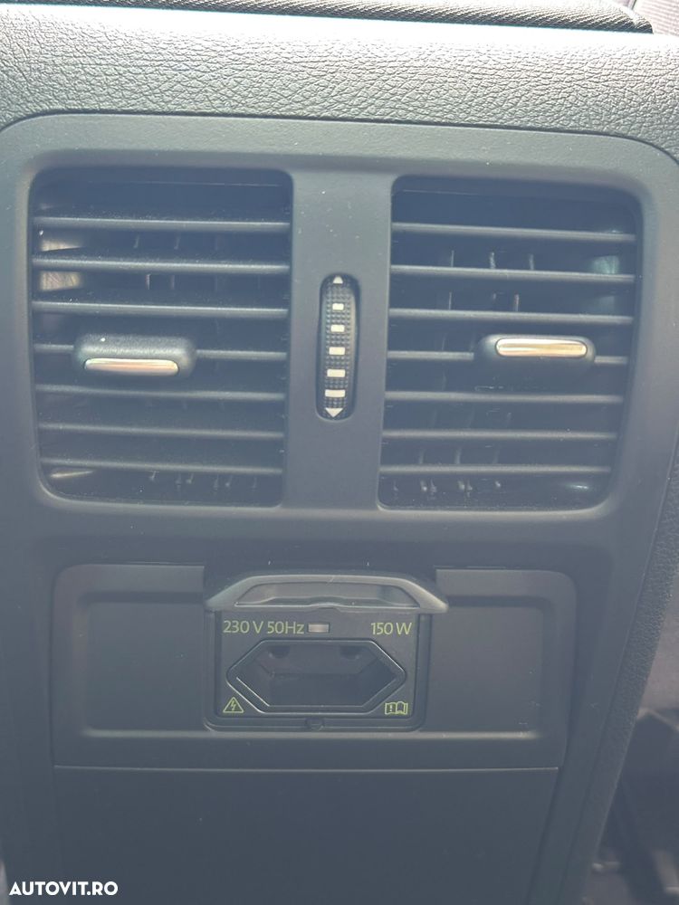 Volkswagen Passat CC - 8