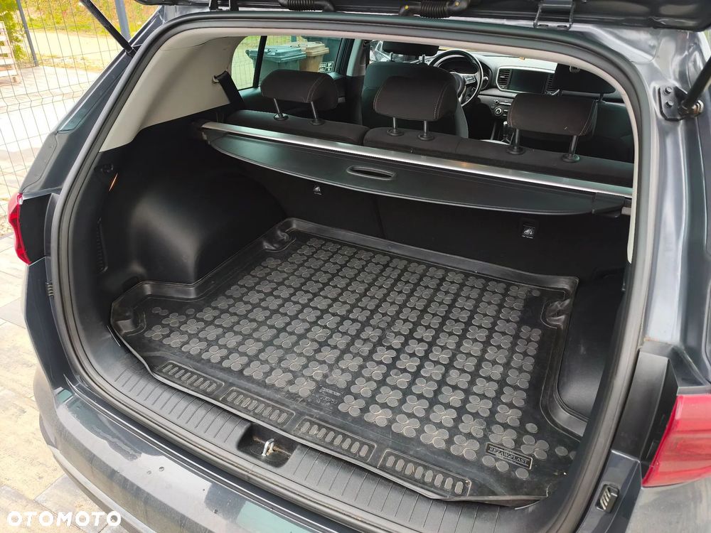Kia Sportage 1.6 GDI M 2WD - 19