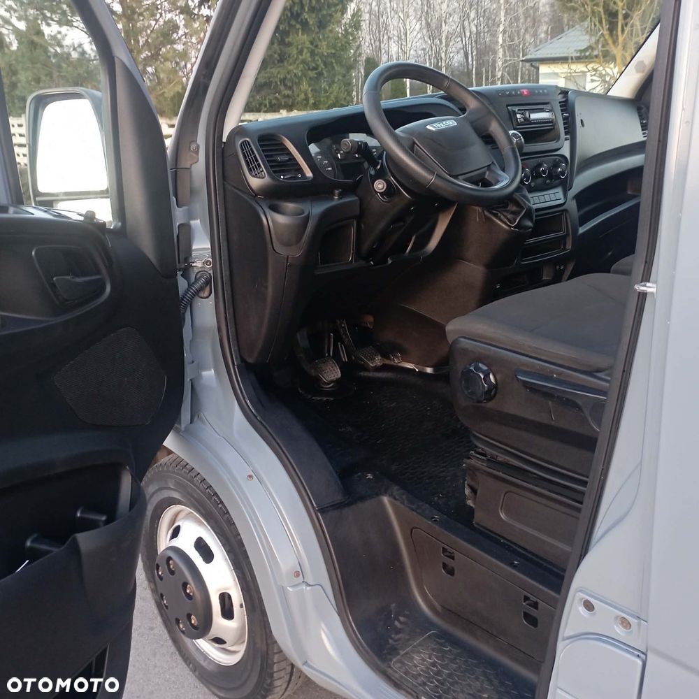 Iveco DAILY - 11