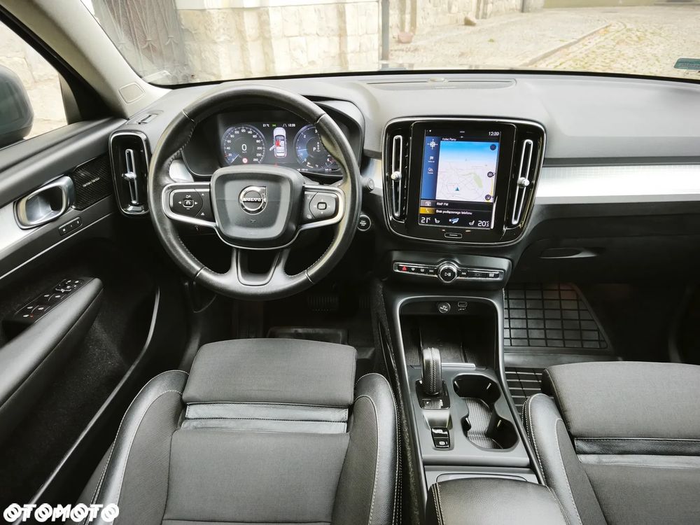 Volvo XC 40 D4 SCR AWD Inscription - 7