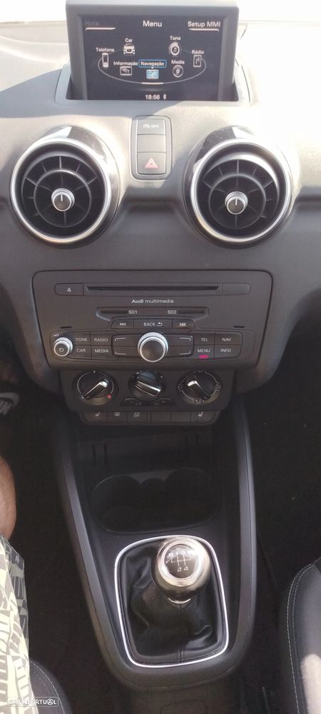 Audi A1 1.6 TDI Ambition - 4