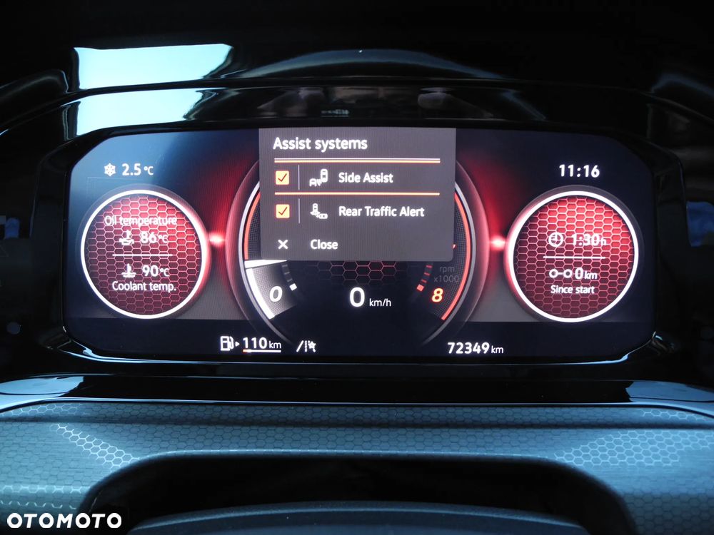 Volkswagen Golf - 11