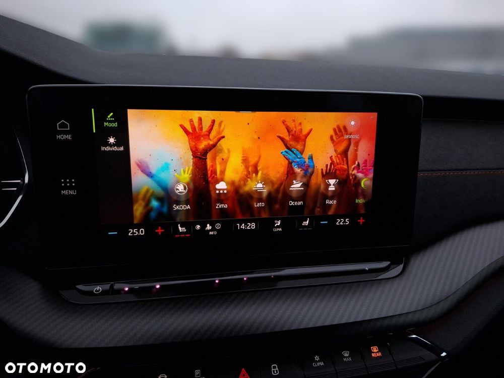 Skoda Octavia 2.0 TDI RS DSG - 30