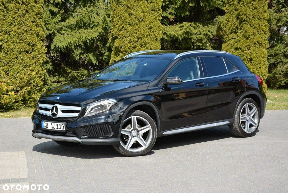 Mercedes-Benz GLA 200 AMG Line - 3