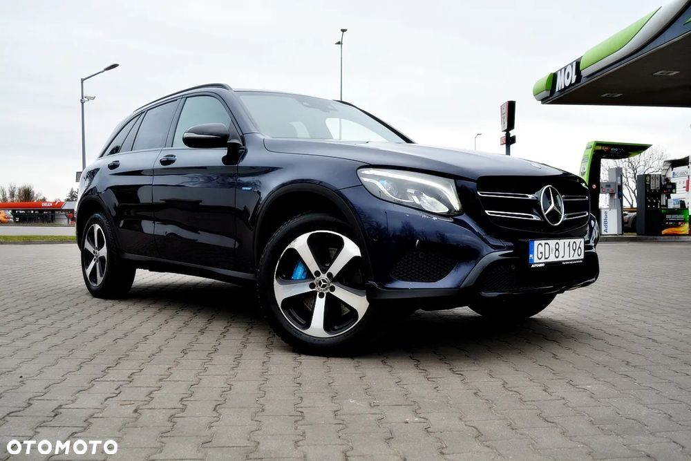 Mercedes-Benz GLC - 19