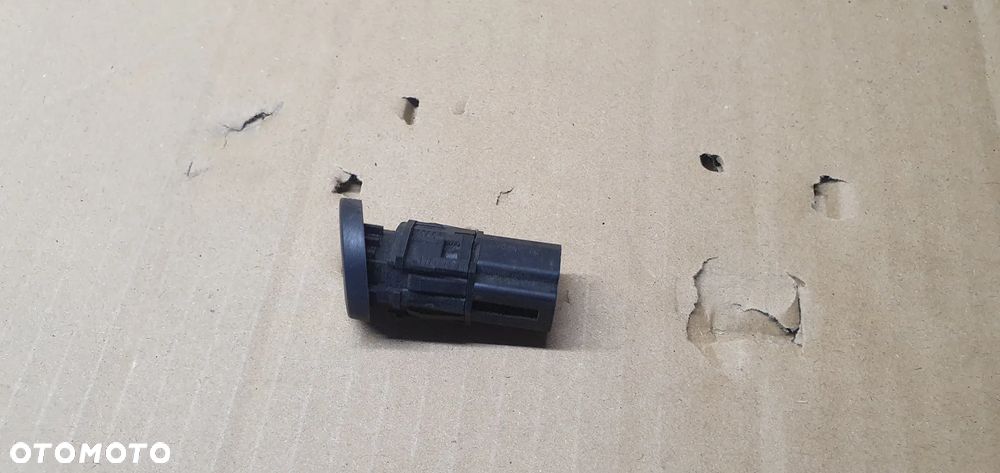 Przełącznik włącznik otwierania klapy Ford Fusion - 3