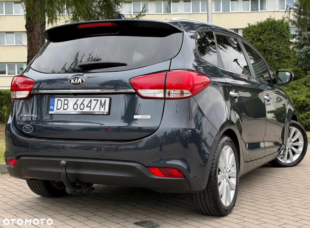 Kia Carens 1.7 CRDi 141 Dream Team Edition - 27