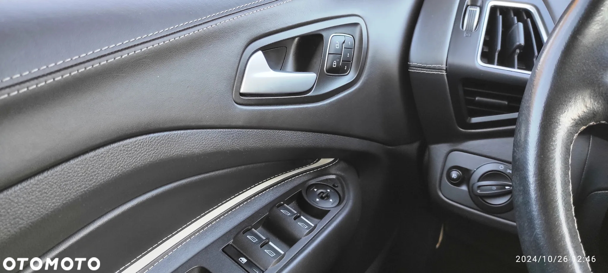 Ford Kuga - 11
