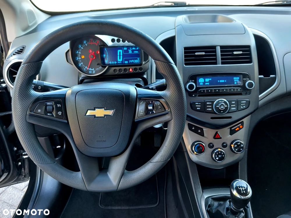 Chevrolet Aveo 1.4 LTZ - 11