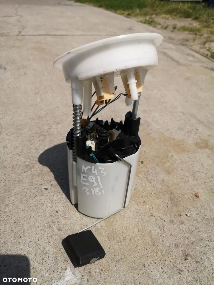 POMPA PALIWA W BAKU BMW E81 E82 E87 E90 E91 E92 E93 2.0i n43 n46 BENZYNA - 2