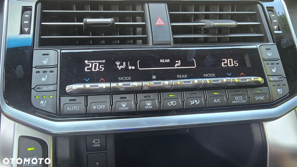 Toyota Land Cruiser - 19