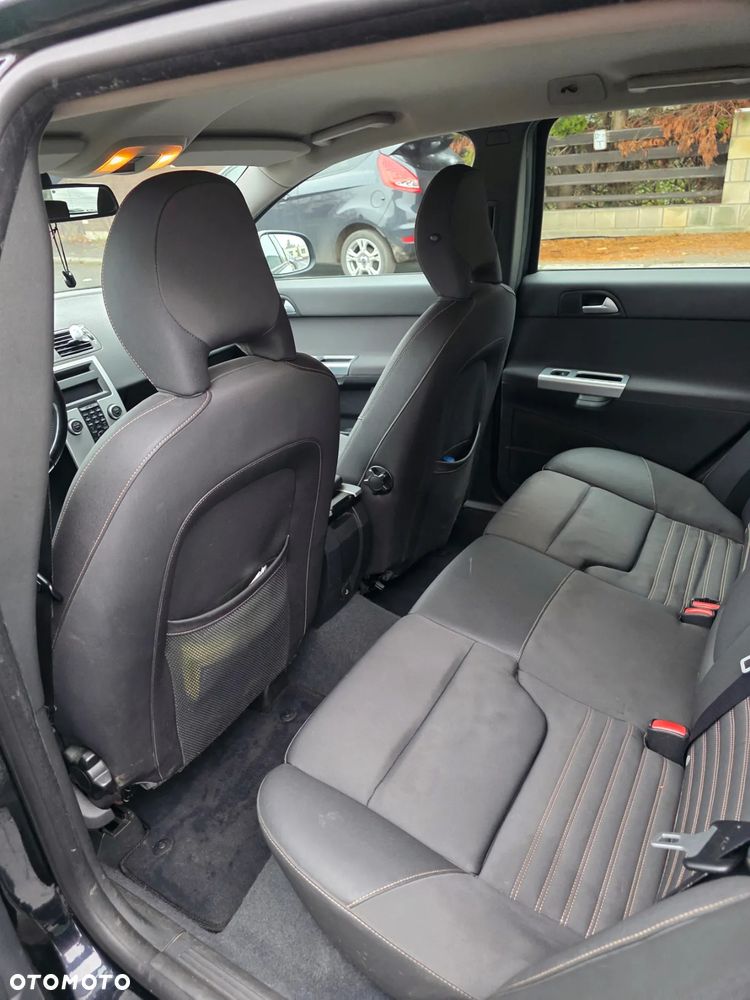 Volvo V50 D2 Momentum - 3