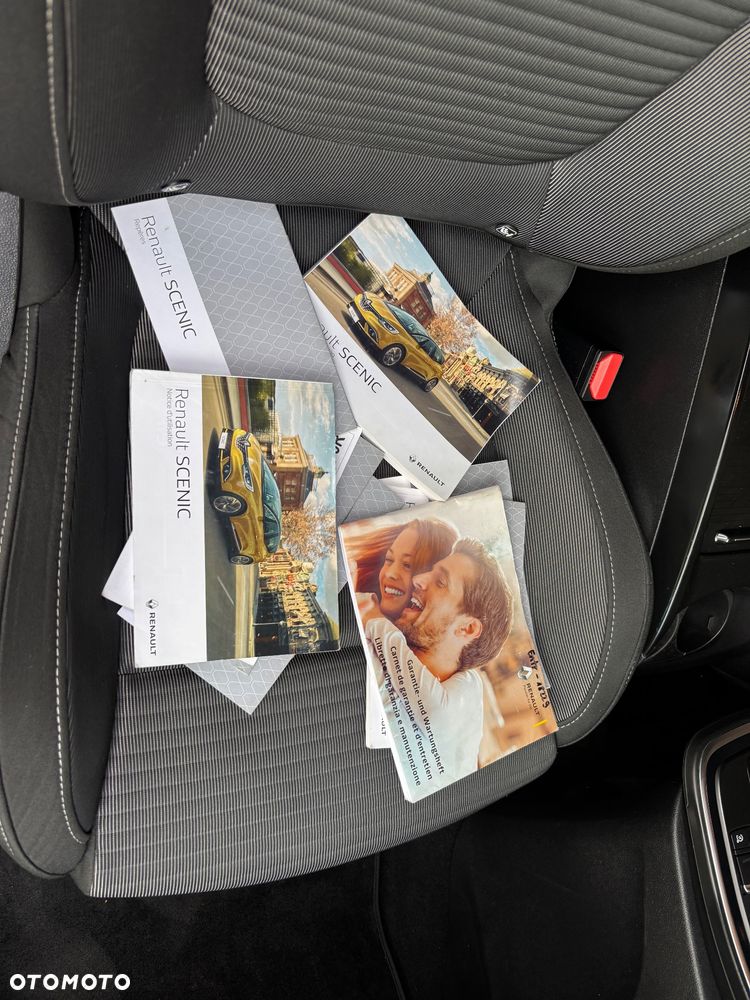 Renault Grand Scenic TCe 140 GPF EDC BUSINESS EDITION - 21