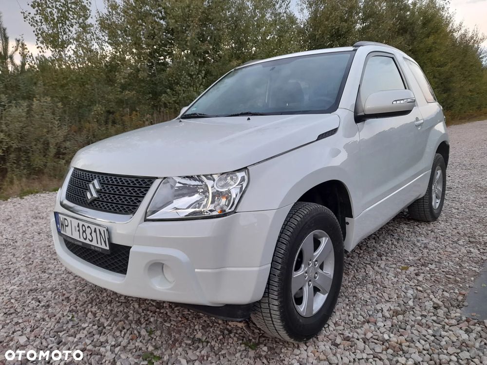 Suzuki Grand Vitara 1.6 Black&White - 27