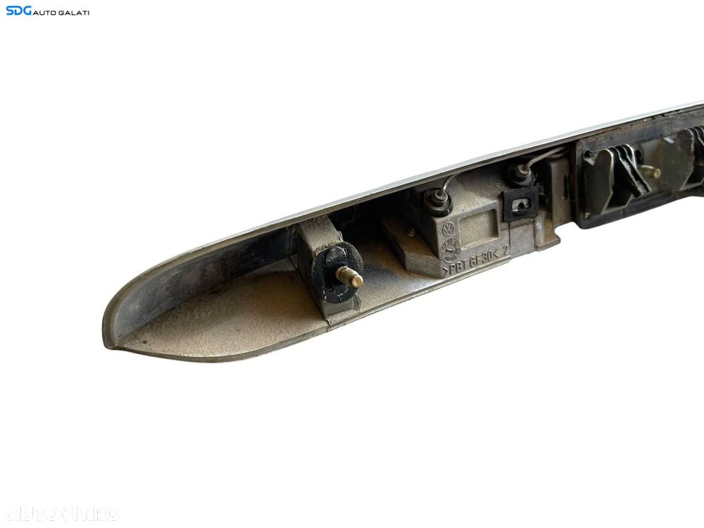 Ornament Bandou Suport Lampa Lampi Numar Maner Clapeta Switch Capota Portbagaj Volkswagen Passat B5 1997 - 2001 Cod 3B0827757 3B0827574A [B4524] - 8