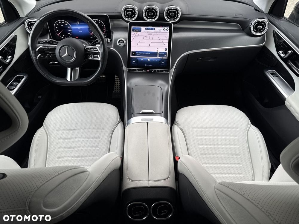 Mercedes-Benz GLC - 17