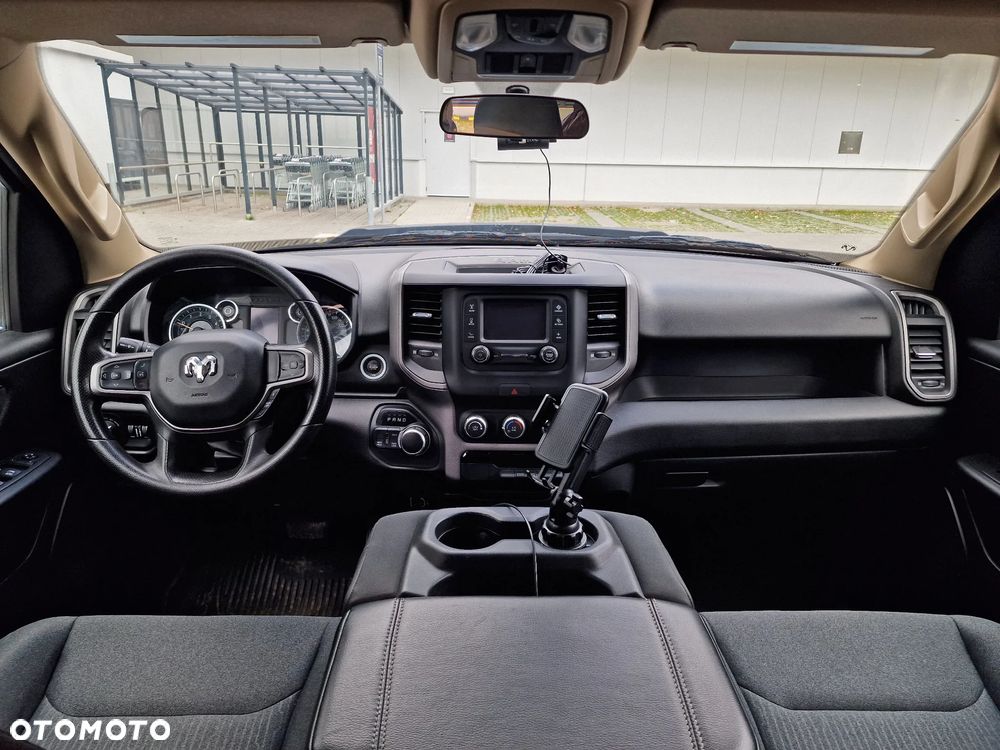 Dodge RAM 1500 5.7 4x4 - 8