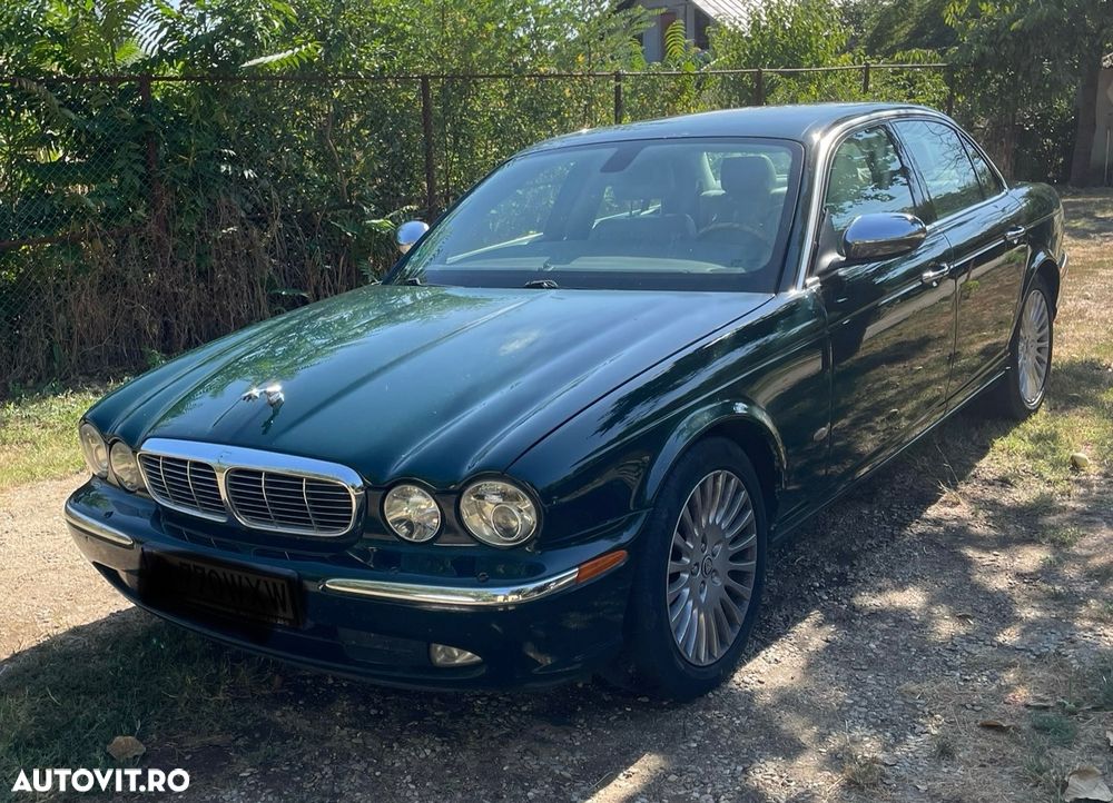 Jaguar XJ - 1