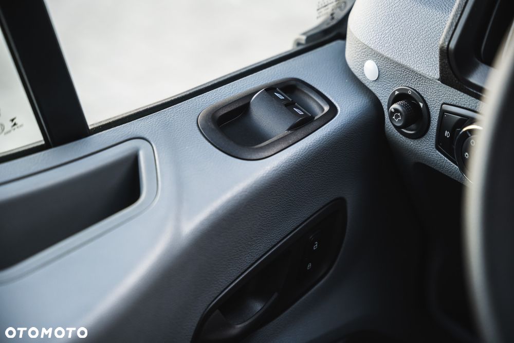 Ford Transit L3H2 VA Trend - 25