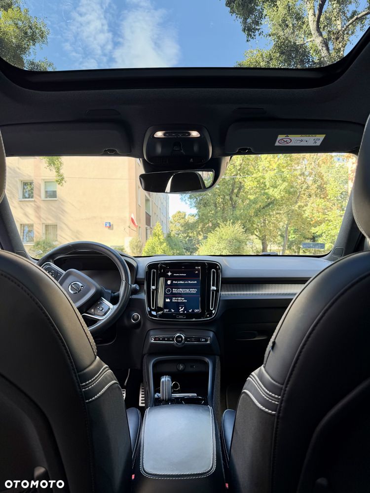 Volvo XC 40 D4 AWD R-Design - 10