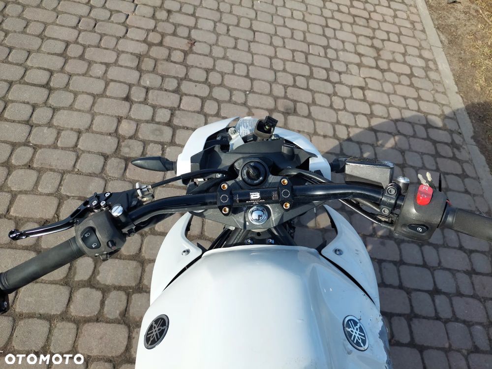 Yamaha XJ - 19