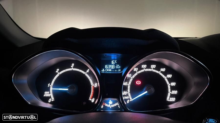 Ford Fiesta 1.5 TDCi Titanium - 40