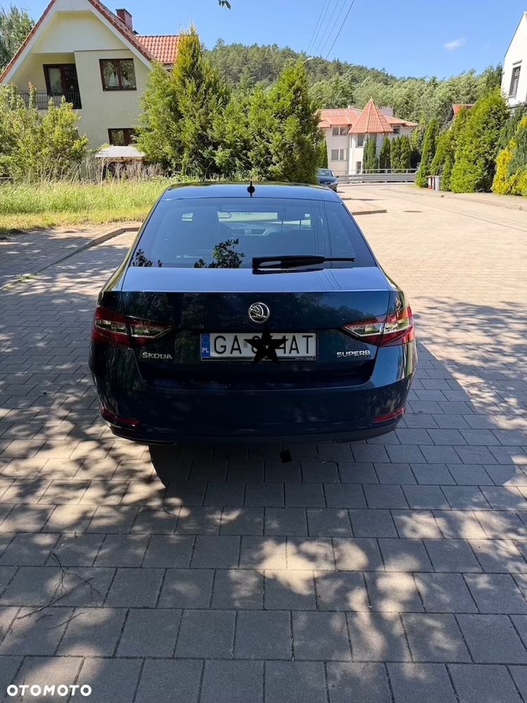 Skoda Superb 2.0 TSI L&K DSG - 7