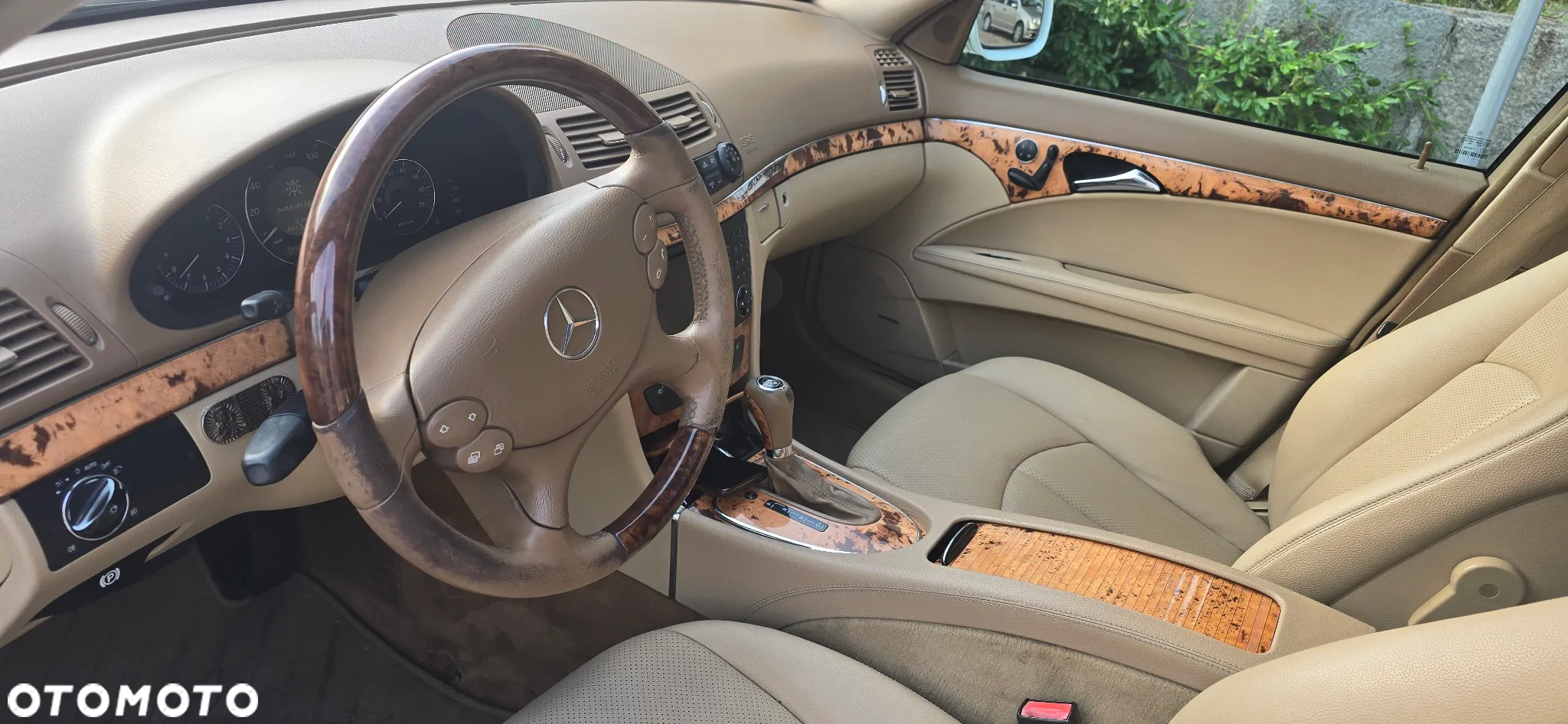 Mercedes-Benz Klasa E 350 4Matic 7G-TRONIC Avantgarde - 28